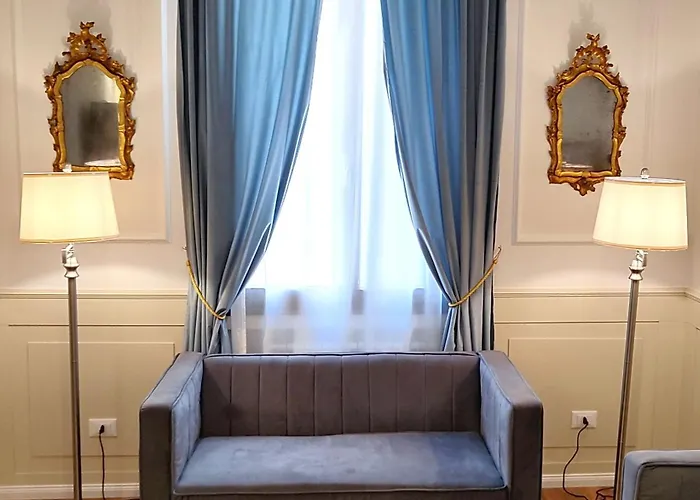 Venice Twist Suite